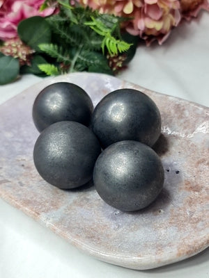 Shungite spheres