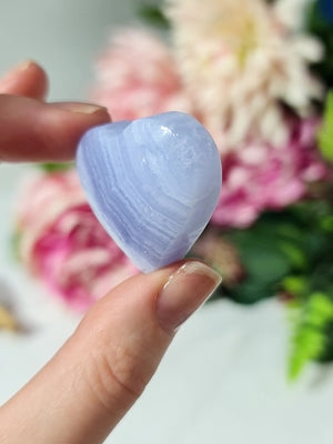 Blue lace agate heart carving O27